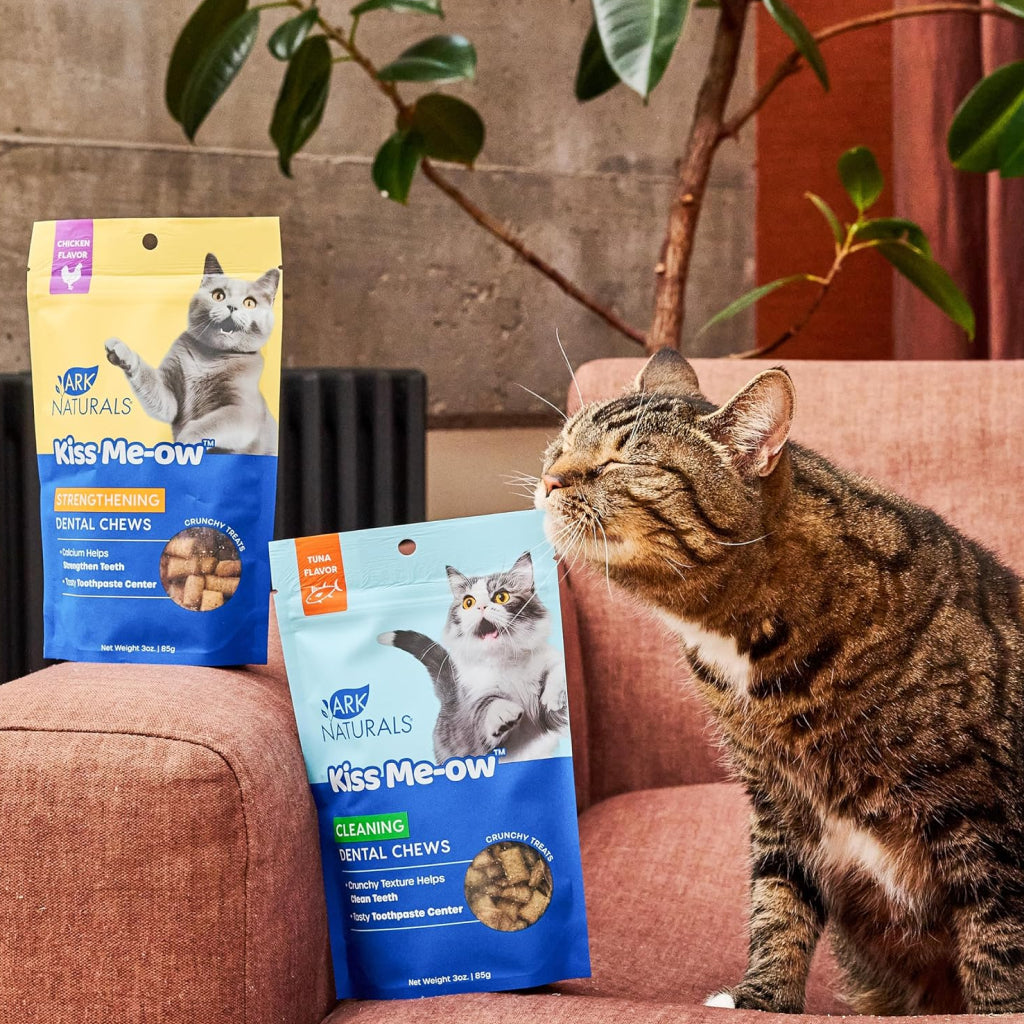 Ark Naturals Kiss Me-Ow Cleaning Dental Chews Crunchy Cat Treats, Tuna Flavor