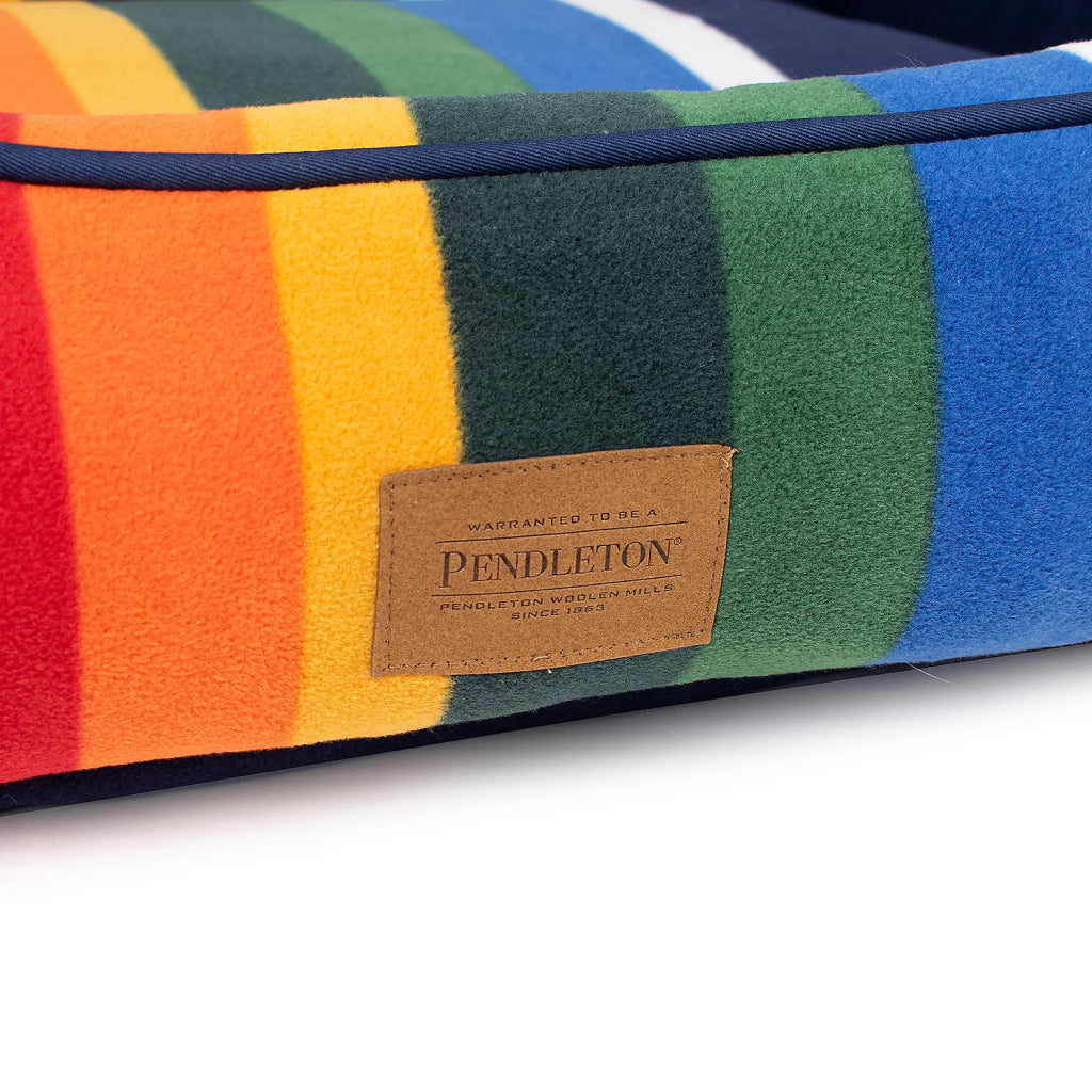Pendleton Crater Lake National Park Kuddler Pet Bed