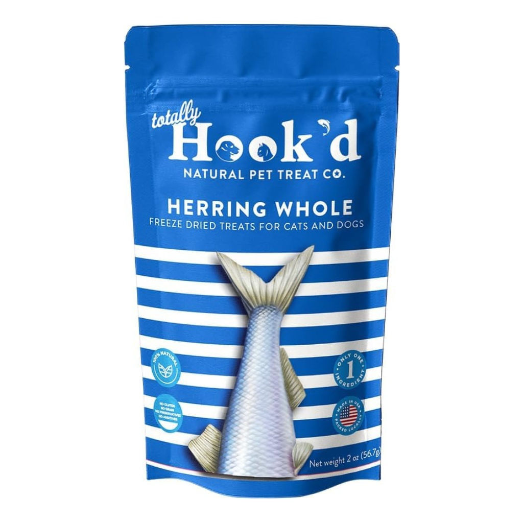 Totally Hook'd Freeze-Dried Herring Dog & Cat Treats (2 oz)